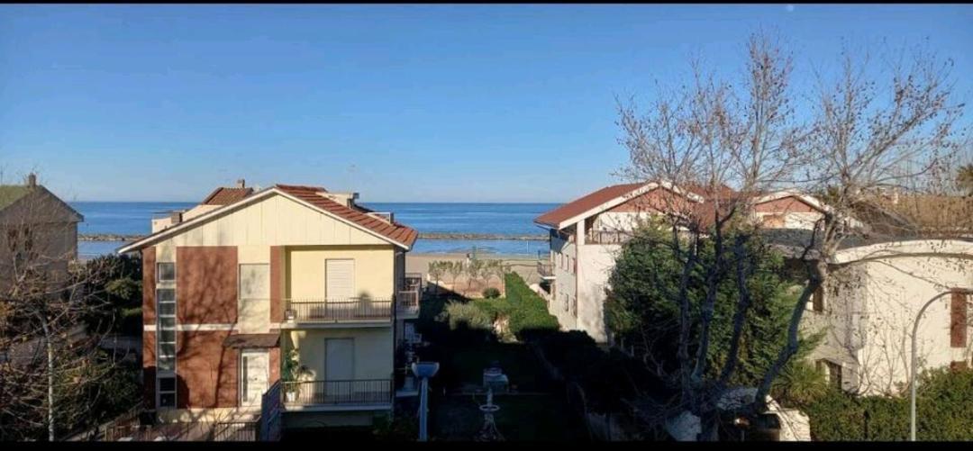 Apartamento Donata Dal Mare Francavilla Al Mare Exterior foto