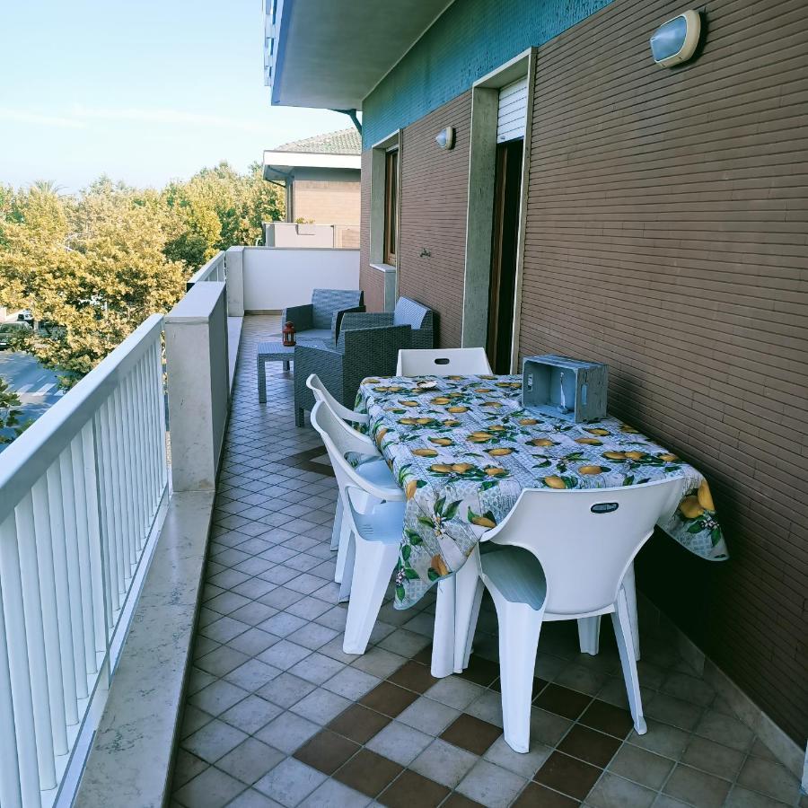 Apartamento Donata Dal Mare Francavilla Al Mare Exterior foto